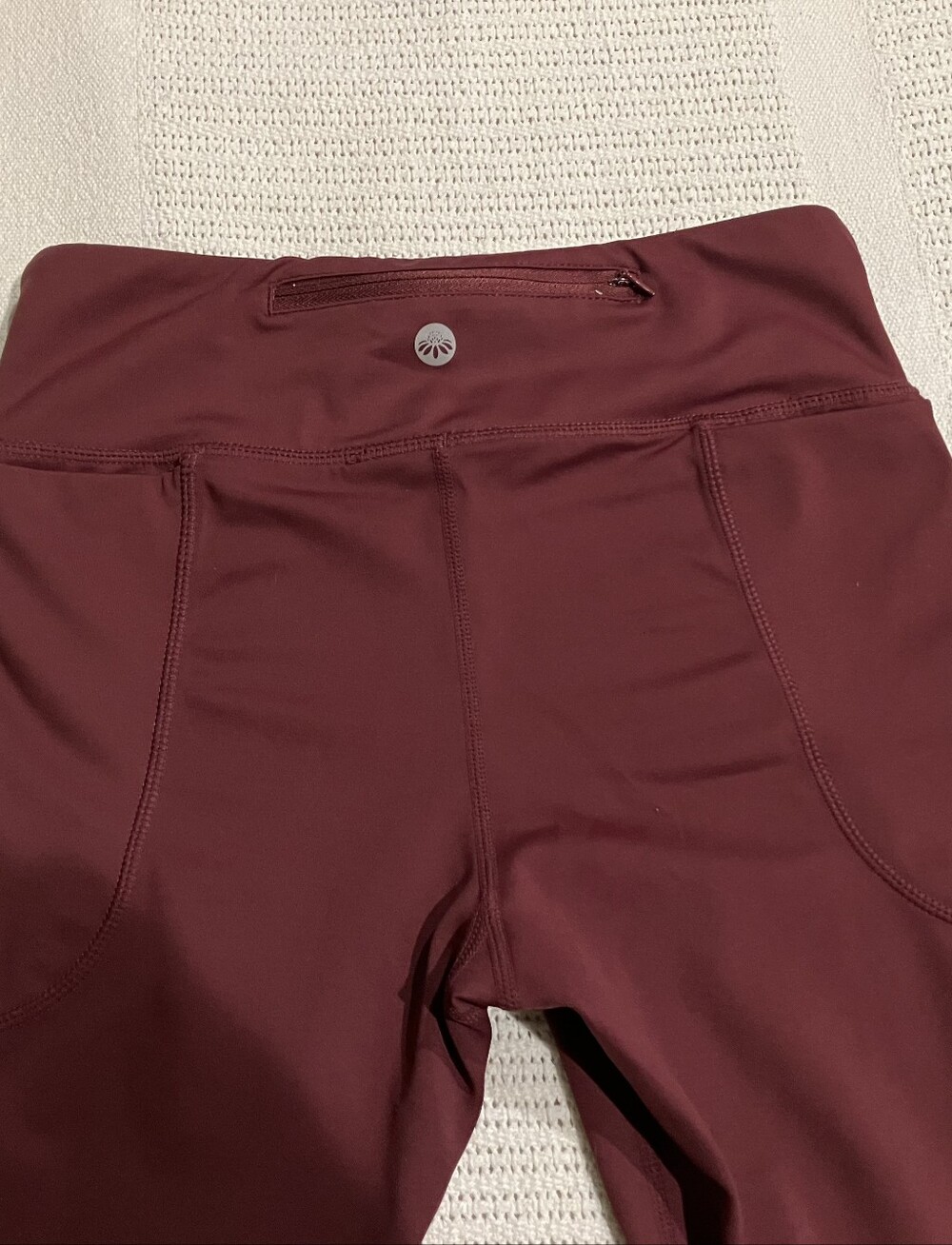 Women's Burgundy Full-Length Leggings - Picture 2 of 3